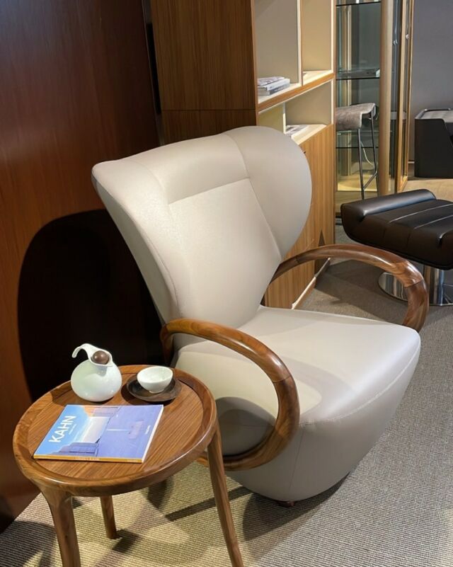The best reading chair we have experienced.
#reading #teatime #quality #instock #ininglewood